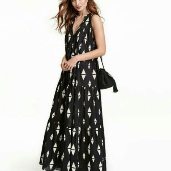 H&M Dresses & Skirts - H&M MAXI TIER DRESS - W 10 US H&M Dresses & Skirts - H&M MAXI TIER DRESS - W 10 US